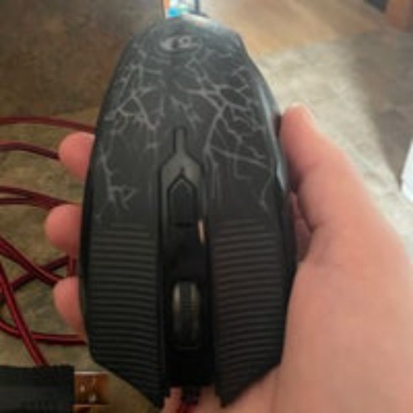Gaming Computer Mouse - Picture 2 of 2